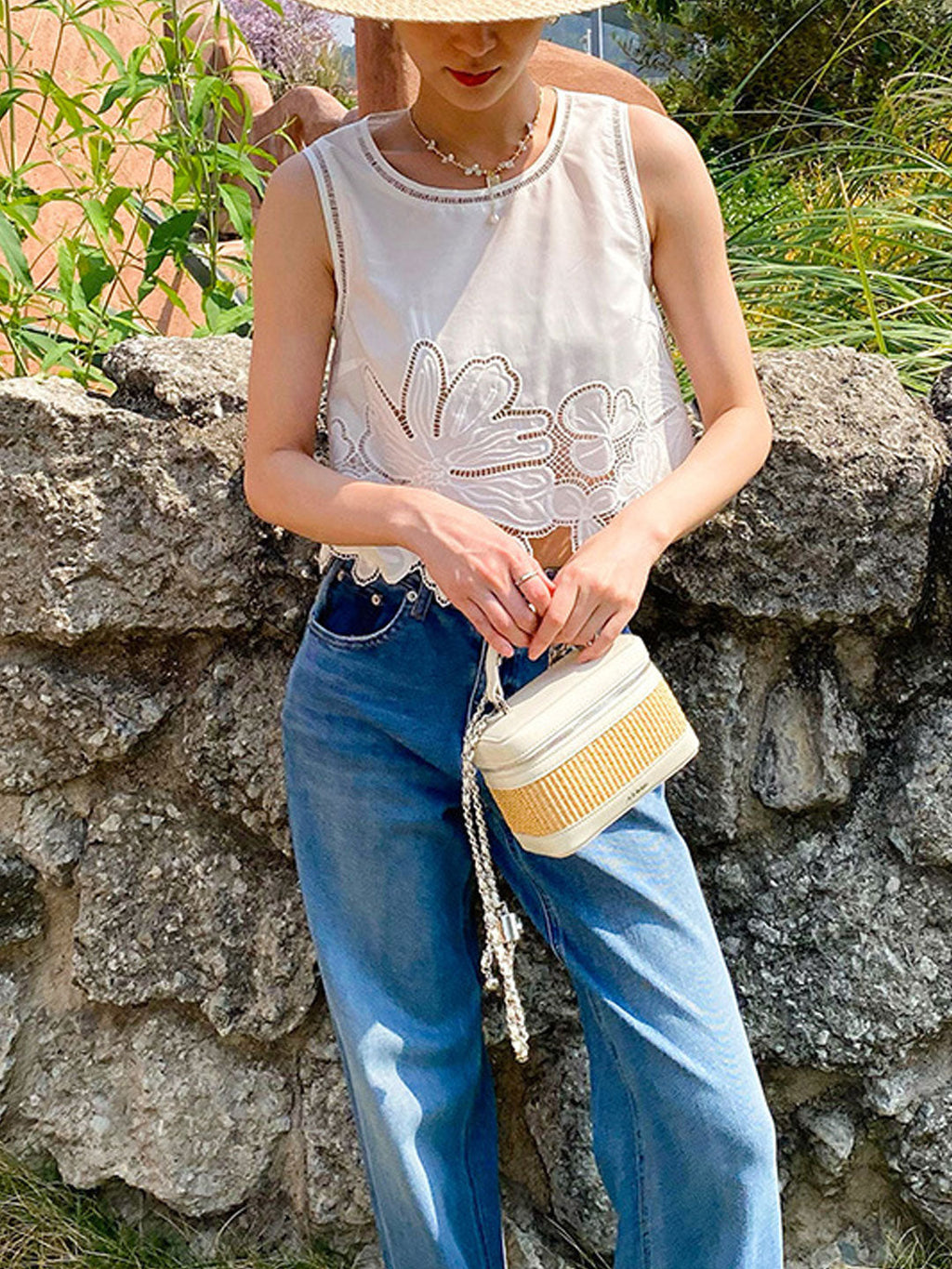 Maya Retro Crew Neck Hollowed Embroidered Vest