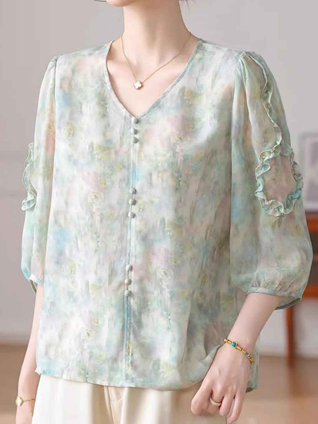 Payton Loose V-Neck Chiffon Top