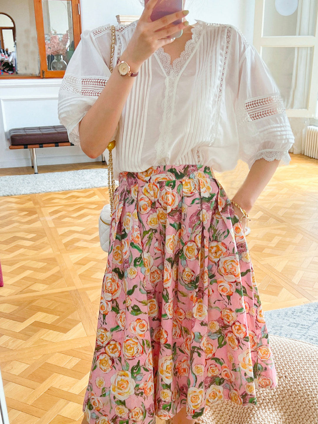 Sophie Elegant V-Neck Puff Sleeve Solid Color Top