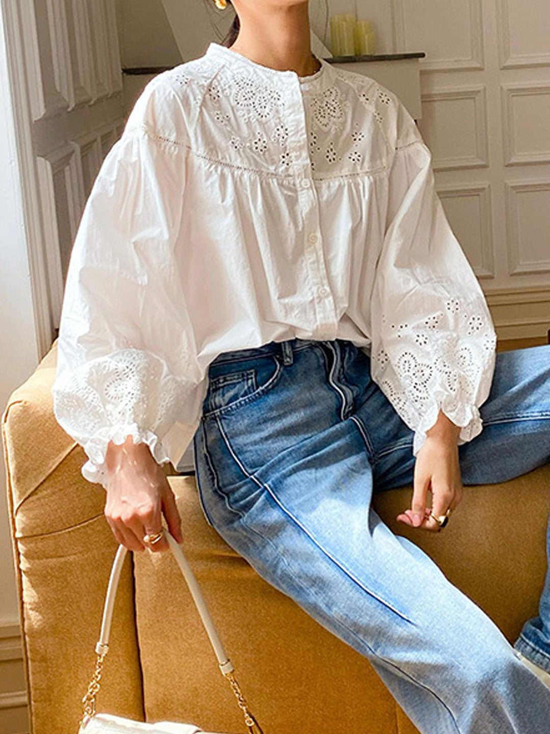 Kaitlyn Vintage Crew Neck Puff Sleeve Embroidered Top