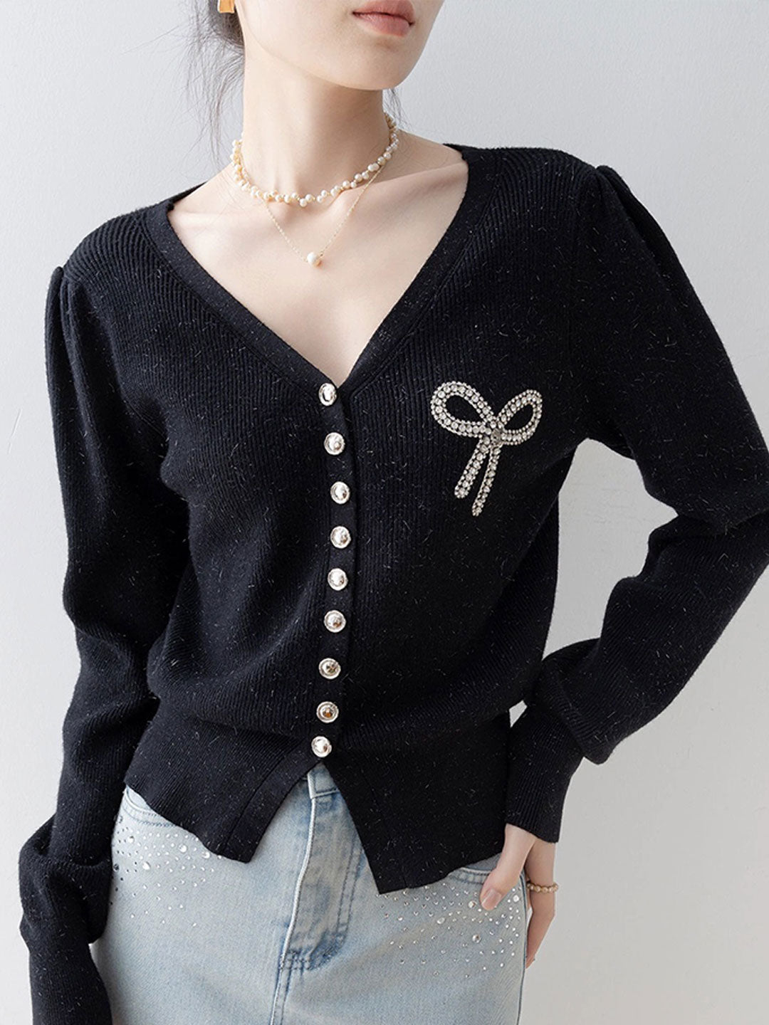 Natalie Elegant V-Neck Diamond-Studded Knitted Top