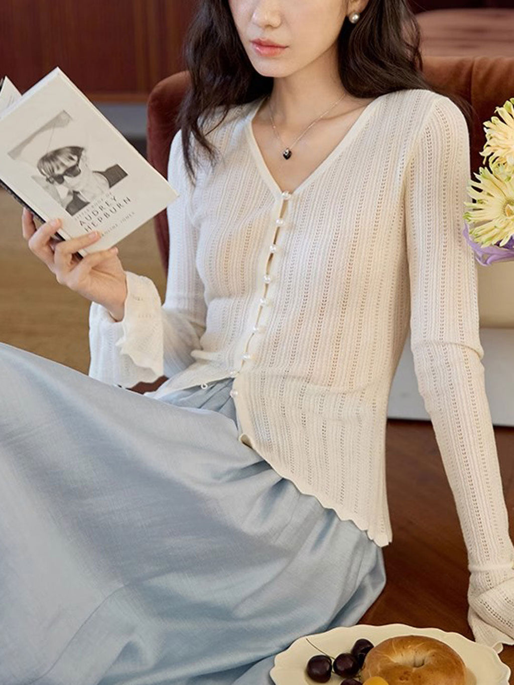 Zoe Slim V-Neck Flare Sleeve Pearl Hollowed Knitted Cardigan